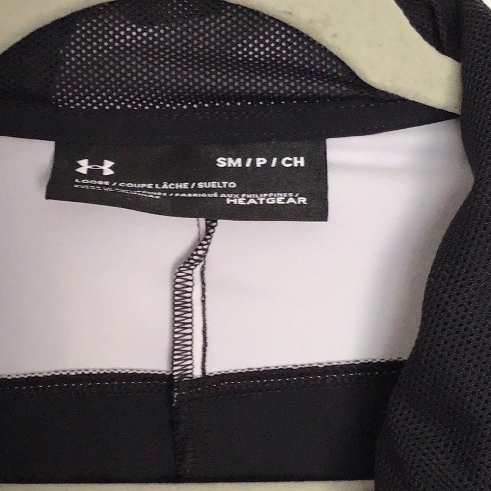 UNDER Armour Heat Gear Jacket - Picture 3 of 9